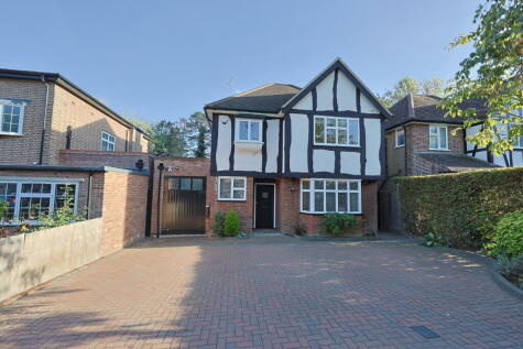 Chestnut Avenue, Edgware, HA8 7RA