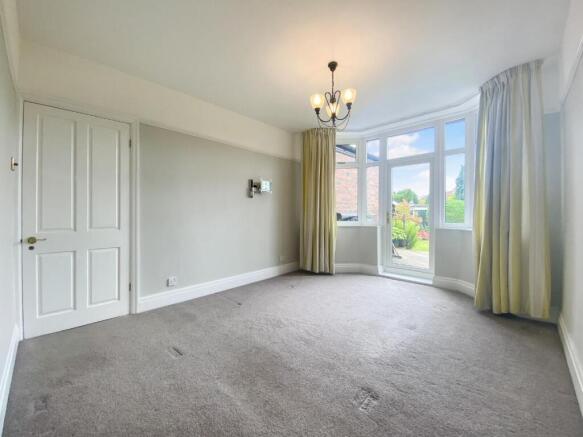 Craddock Road, Sale photo 5