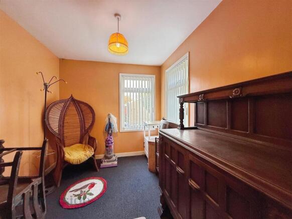3 bed Terraced for sale Image 7