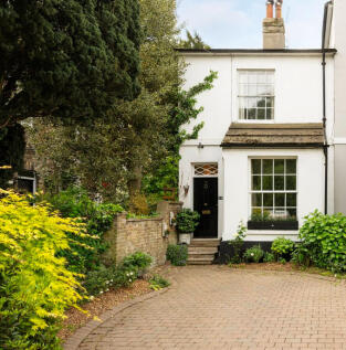 North Road, Hertford, SG14