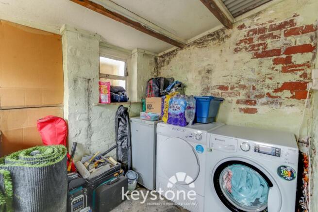 79 Chester Road East-6