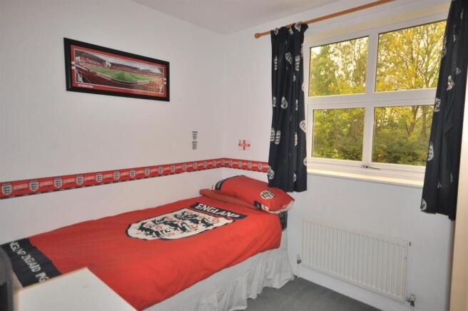 BEDROOM 2