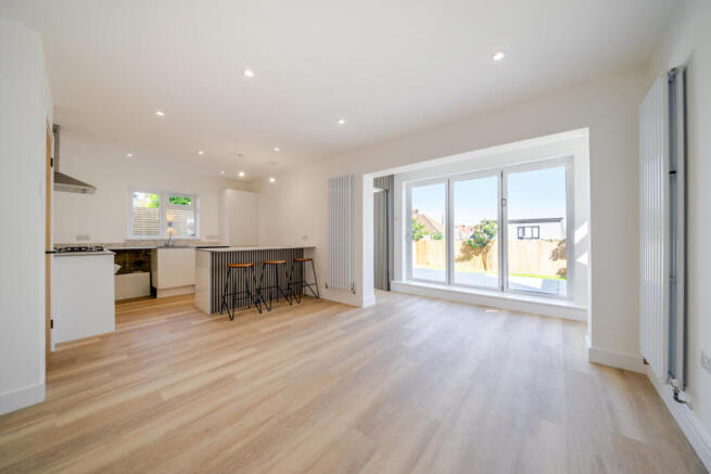Kitchen/Dining