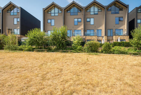 Burlington Mews, Sevenoaks, Kent, TN13