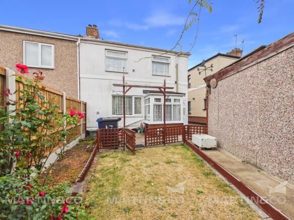 3 bed Semi-Detached for sale Image 12
