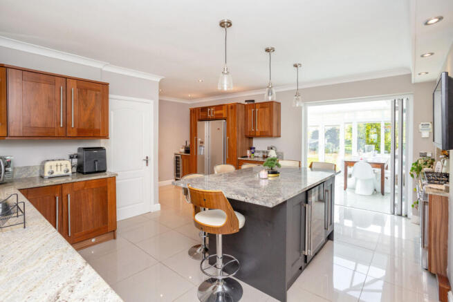 Kitchen b
