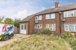 20, Hadlow Court, Slough SL1 3XQ