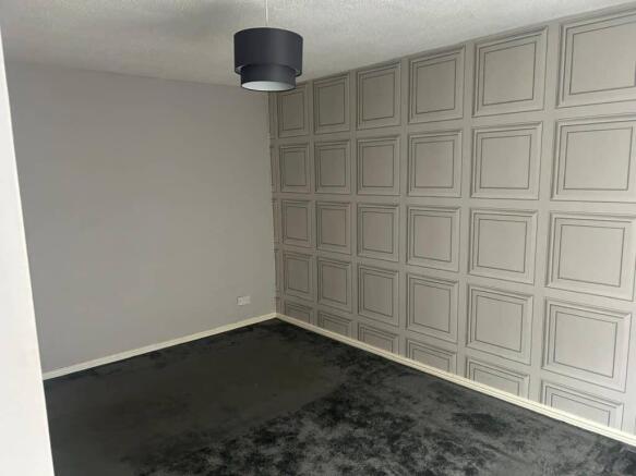 2 bed Semi-Detached to rent Image 7