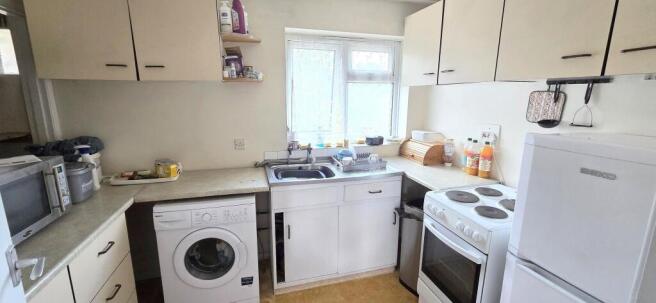 Holmans, Ardingly, RH17 photo 4