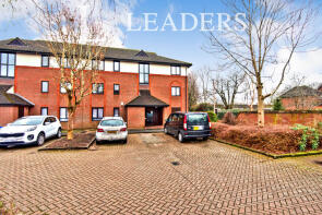 32, Barnston Way, Brentwood CM13 1YL