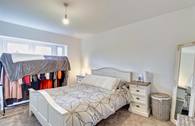 bed 1