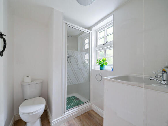 3 bed Semi-Detached for sale Image 10