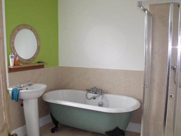 Photo 10