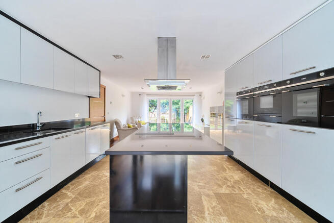 1302907-2-6841a40...