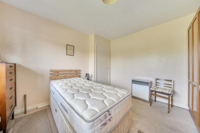 2 bed Bungalow for sale Image 8