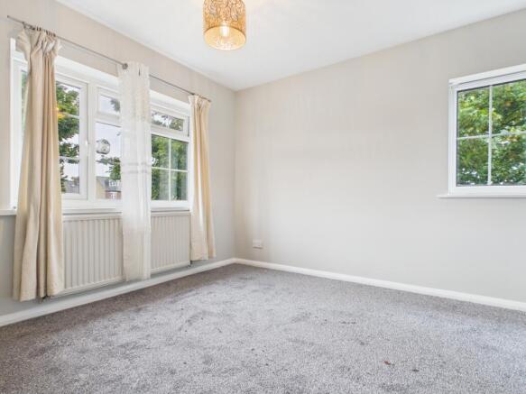 1 bed Semi-Detached to rent Image 7