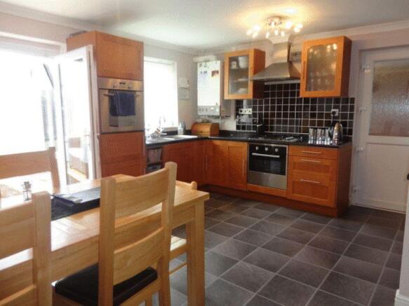 KITCHEN DINER