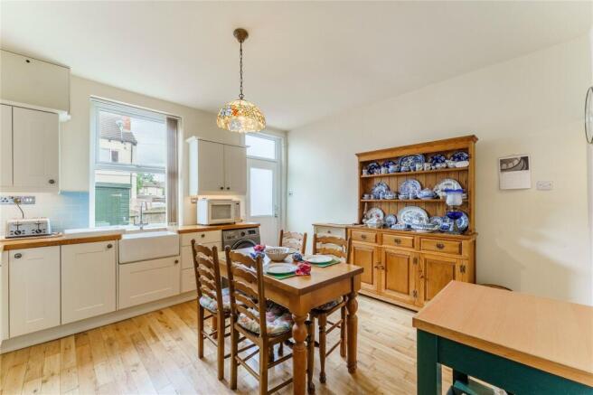 2 bed Terraced for sale Image 5