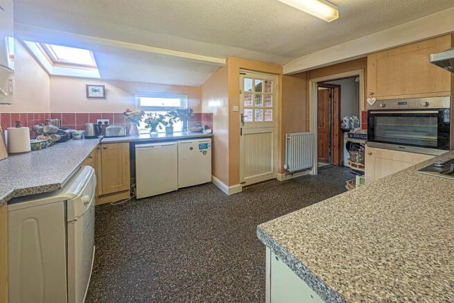 PXL_20251022_103811406 kit.jpg