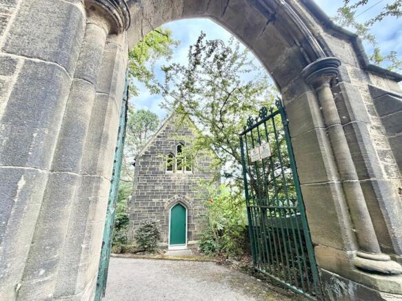 2 bed Detached for sale Image 2