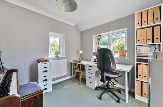 1306744-14-684c32167063f.jpg