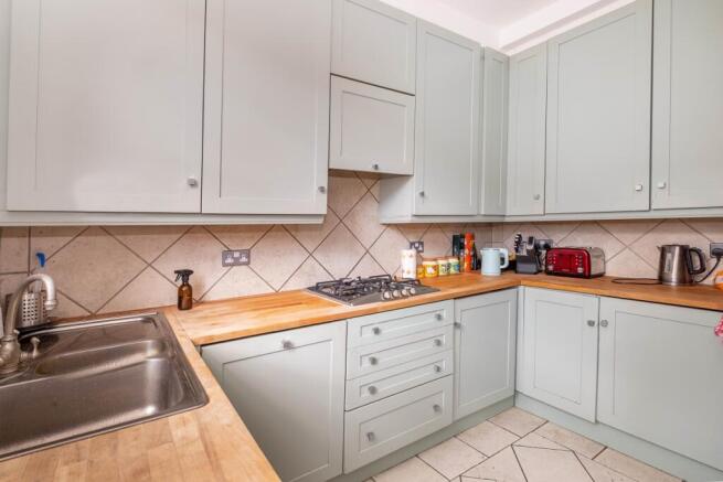 21-braemar-avenue...