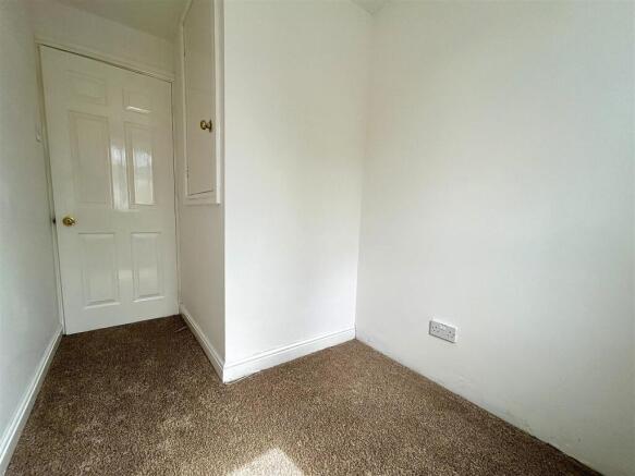3 bed Semi-Detached for sale Image 12