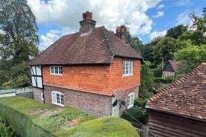 2, Rosemount Cottages, Church Lane, Witley, Godalming GU8 5PW