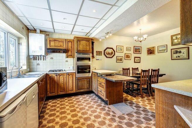 DINING KITCHEN