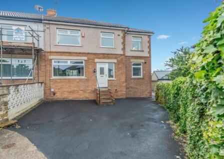 Low Ash Drive, Wrose, Shipley, BD18