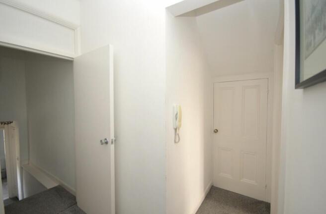ENTRANCE HALL SECOND LEVEL