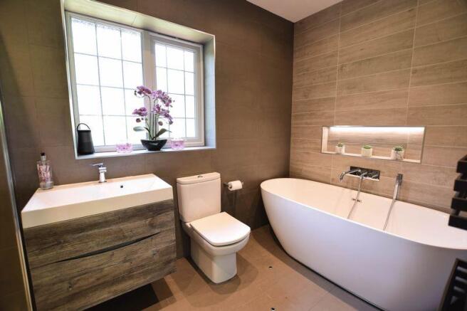 En suite bathroom