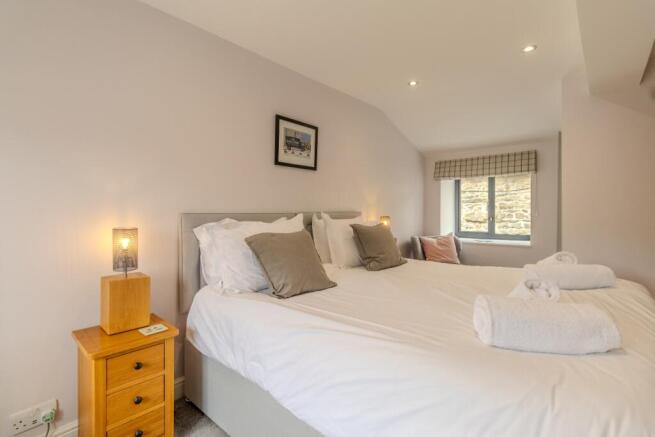 3 bed Link Detached House for sale Image 8
