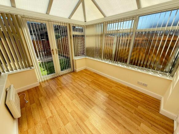 18 Riverside Court Conservatory 2