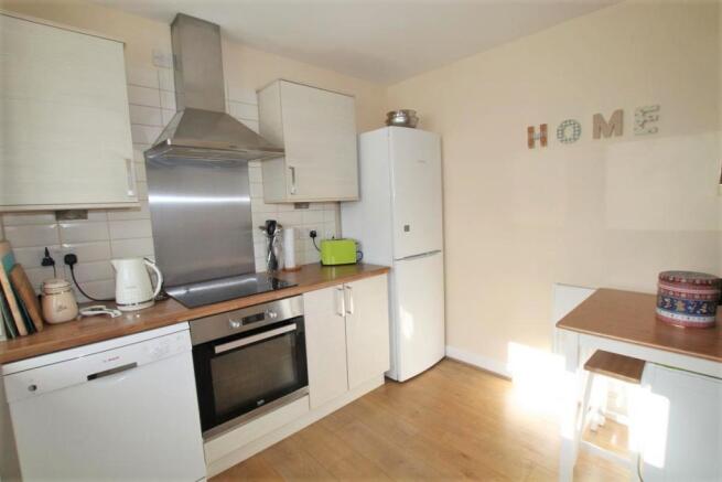 6- Kitchen (Copy).jpg