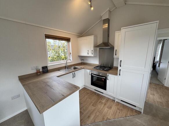 Brand New Prestige Homeseeker Sonnet 36 x 12, Oaks Park, Horsham Road, Beare Green, Surrey, RH5 4PH photo 5