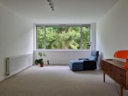 Flat 11, 21 Melisa Court, Avenue Road, Hornsey, London N6 5DH