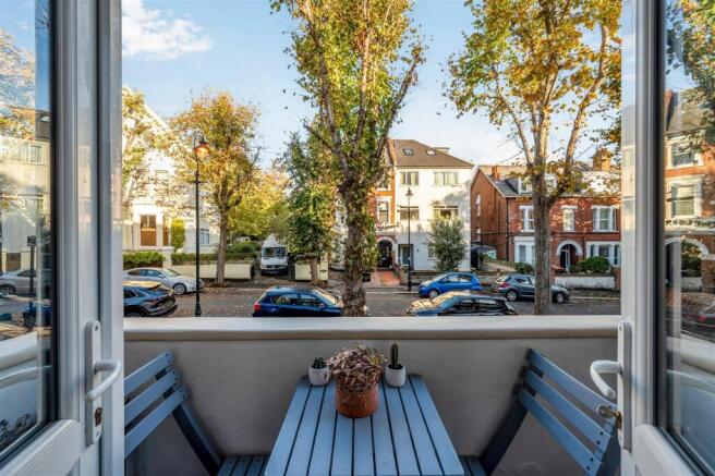 Flat, 4 Hatfield Court-13.jpg