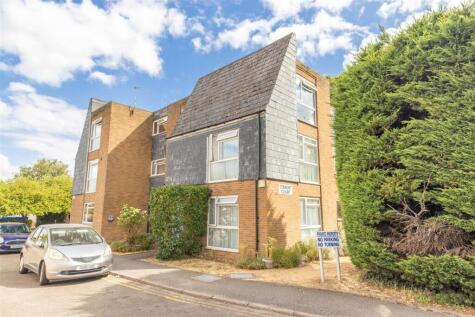 Dedworth Road, Windsor