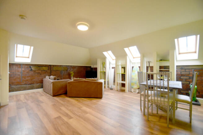 1 bed Apartment for sale Image 4