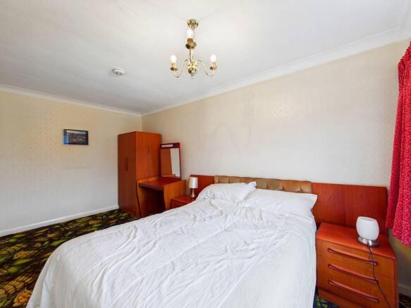 4 bed Detached for sale Image 7