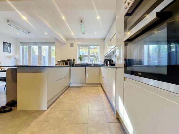 Elsham Close, Leicester photo 4