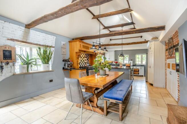 Kitchen/Breakfast Rm