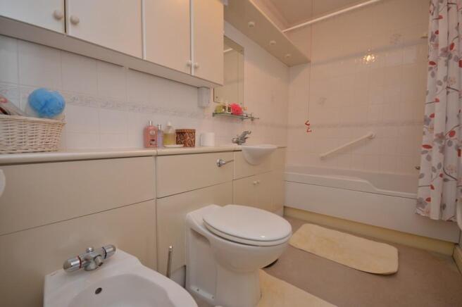 Photo 9