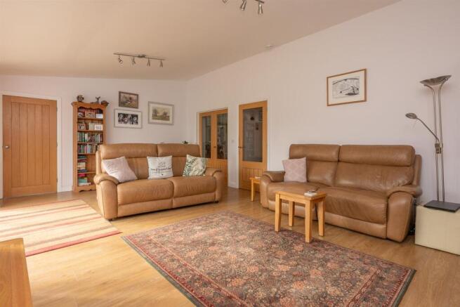 18BeckmeadowWay,Mundesley-24.jpg