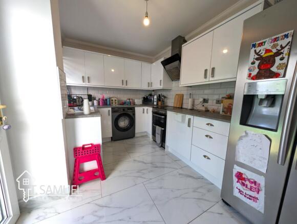 Kitchen 3