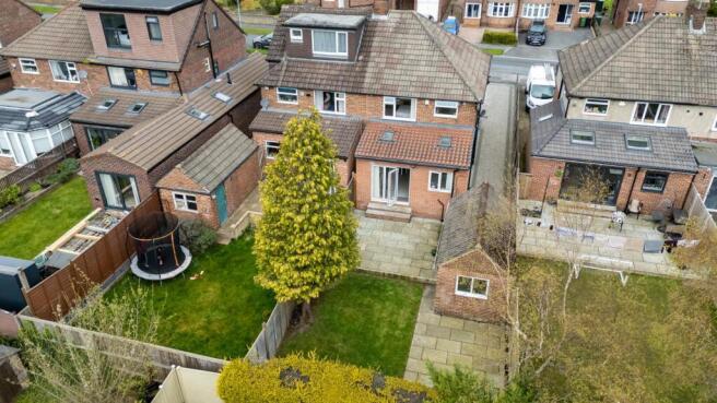 3 bed Semi-Detached for sale Image 11
