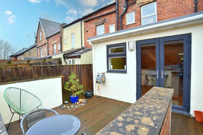3 bed Terraced for sale Image 11