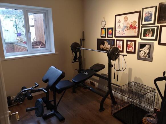 Photo 8