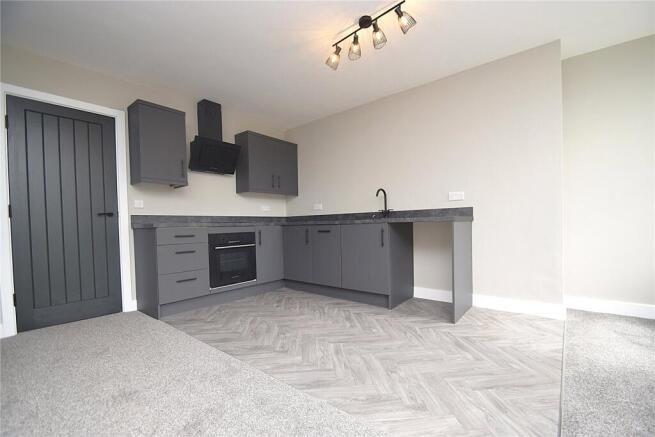 1 bed Apartment to rent Image 11